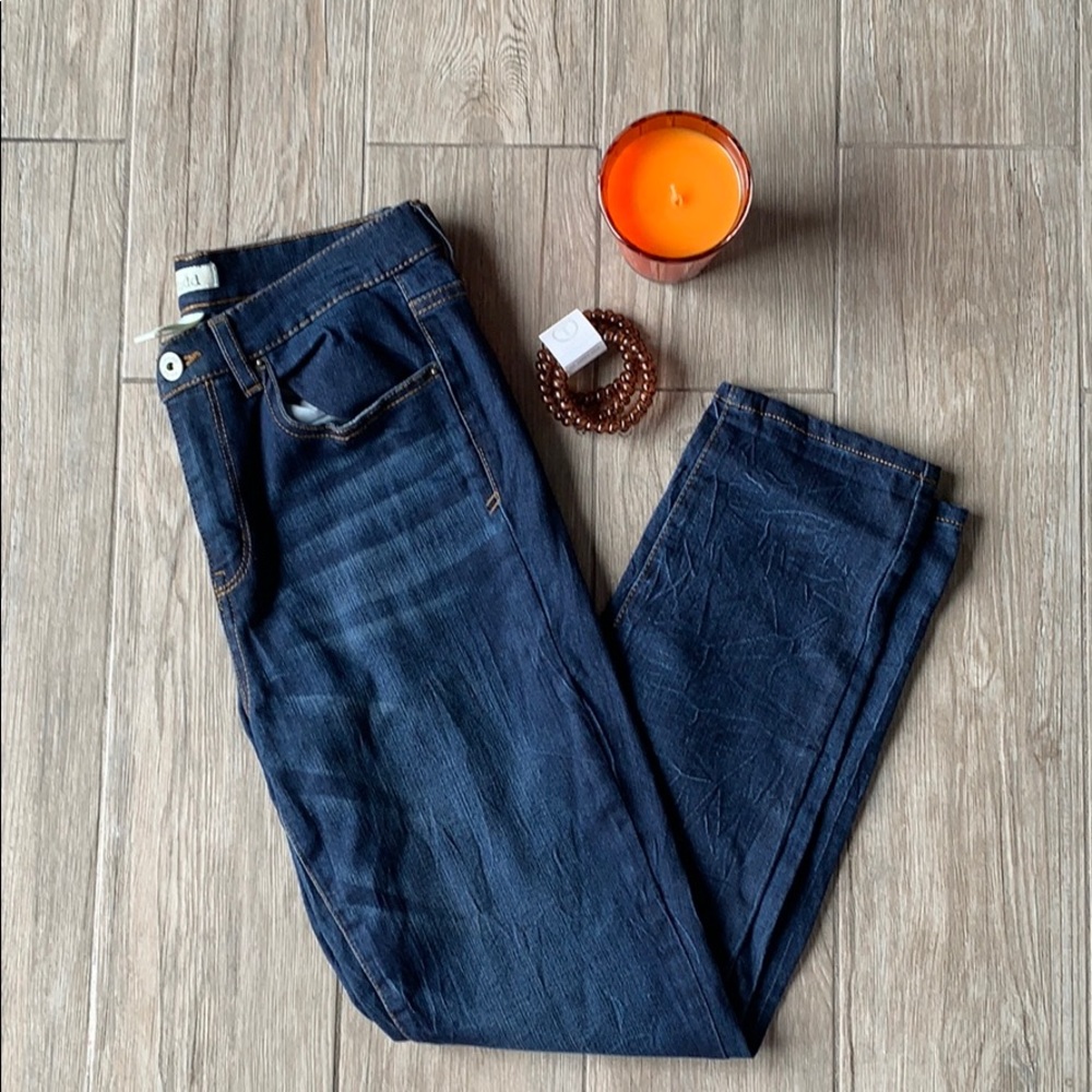 High-rise, dark wash jeggings
